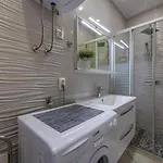 Apartment Dusak With Swimming Pool And Jacuzzi Dramalj