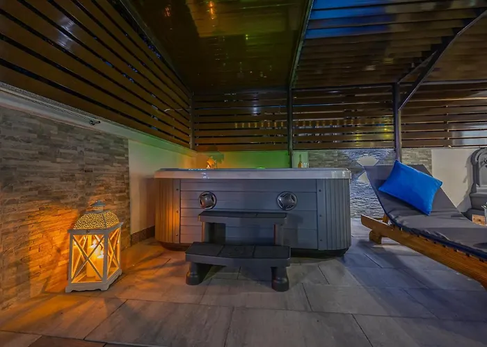 شقة Dusak With Swimming Pool And Jacuzzi *